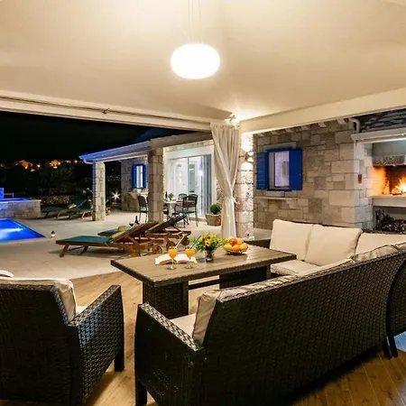 Villa Traditional Stone Poolside In *