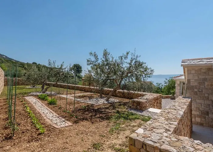 Traditional Stone Poolside In